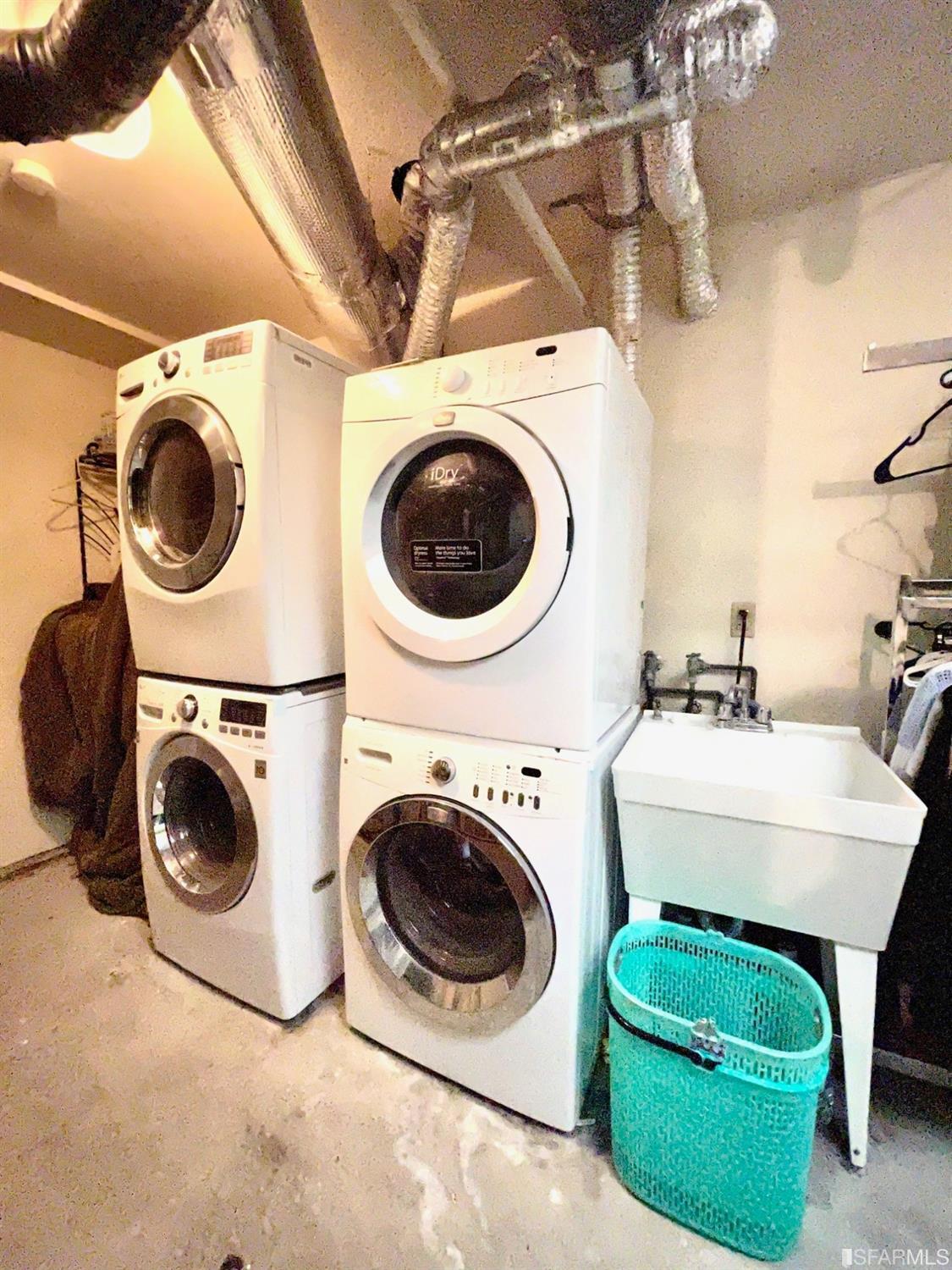 Photo #20: 423757484 Listing 