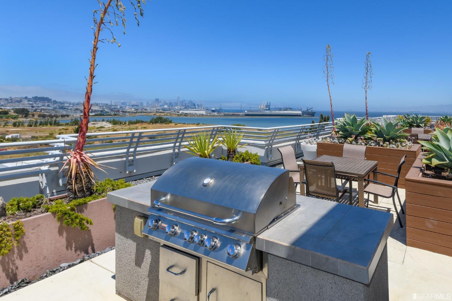 Photo #29: 423759757 Listing 