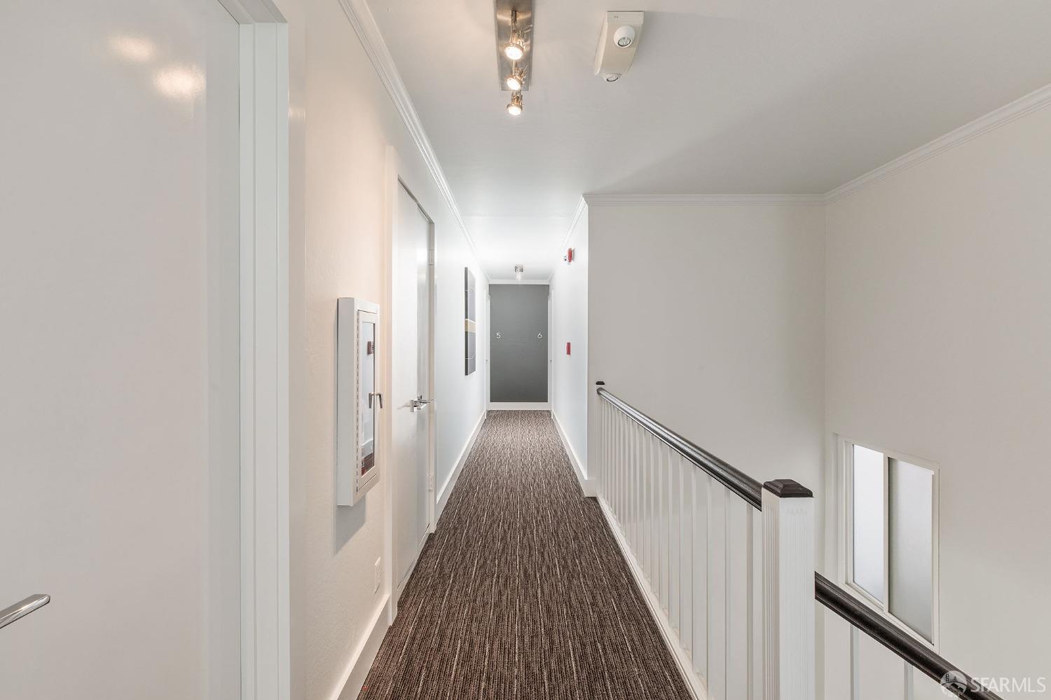 Photo #7: 423743534 Listing 