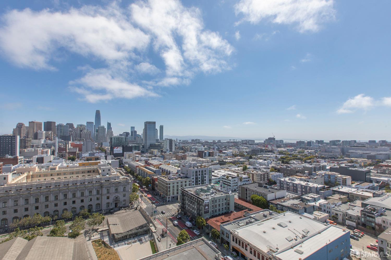 Photo #27: 423757063 Listing 