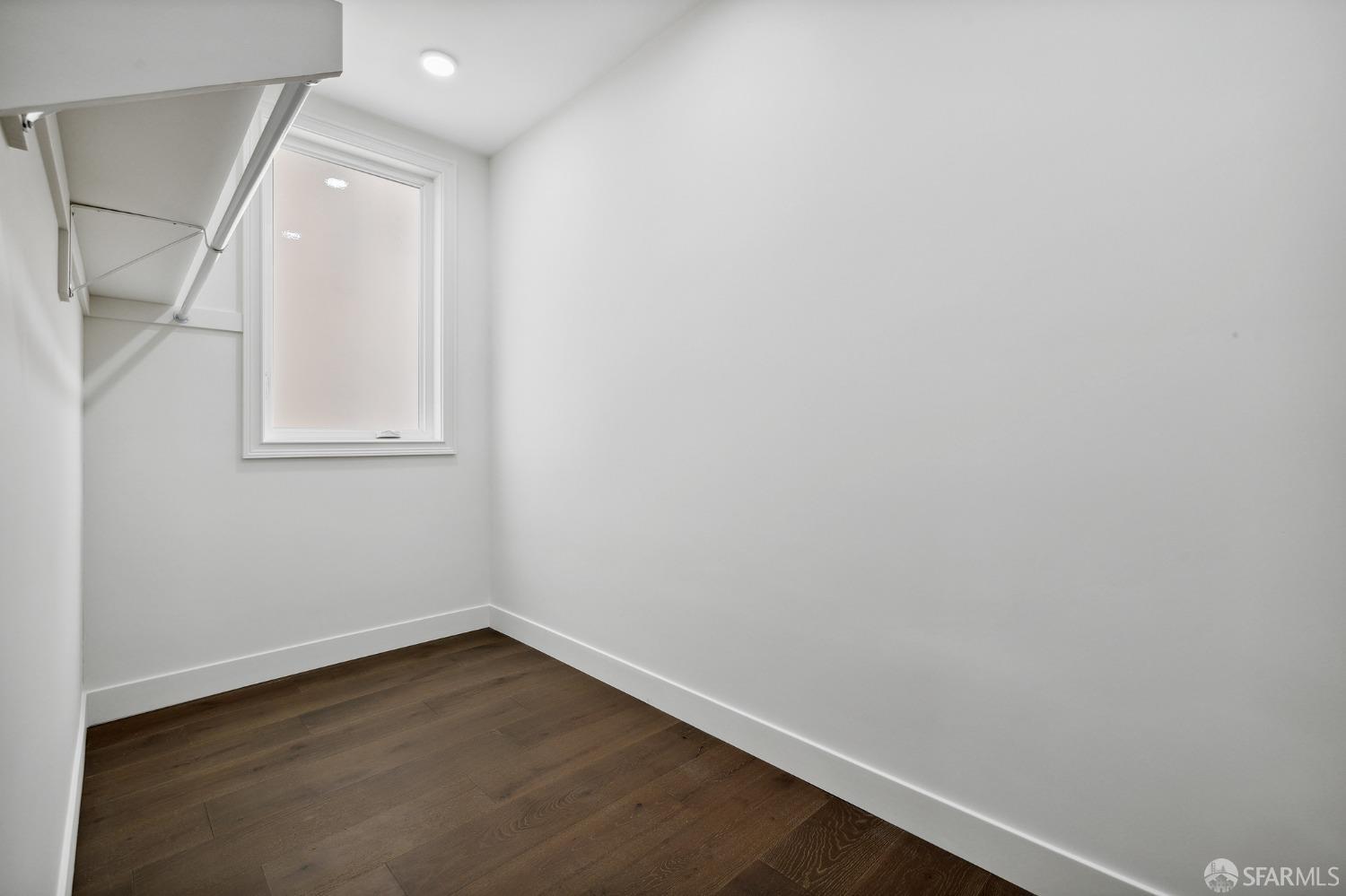 Photo #14: 423900054 Listing 