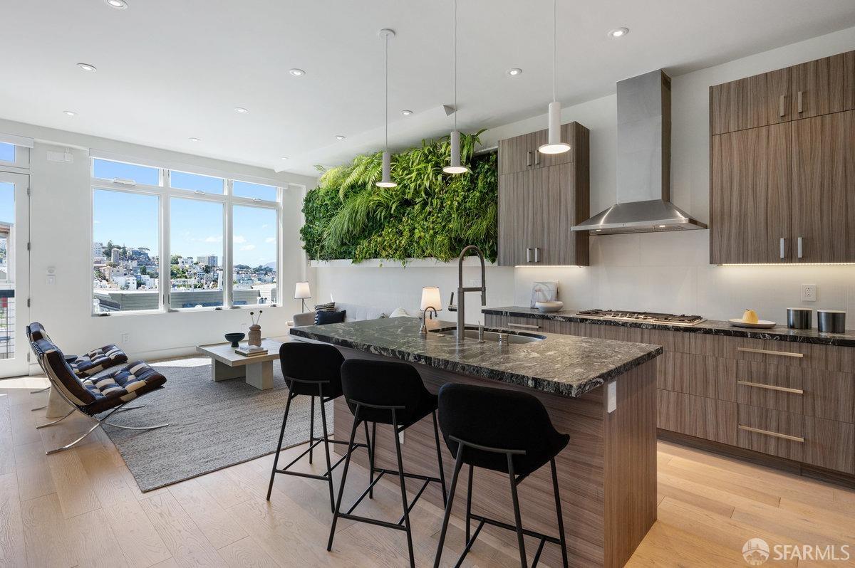 Photo #2: 423900187 Listing 