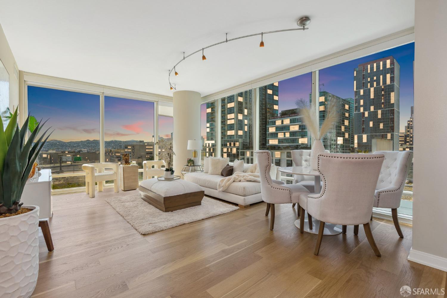 Photo #28: 423900202 Listing 