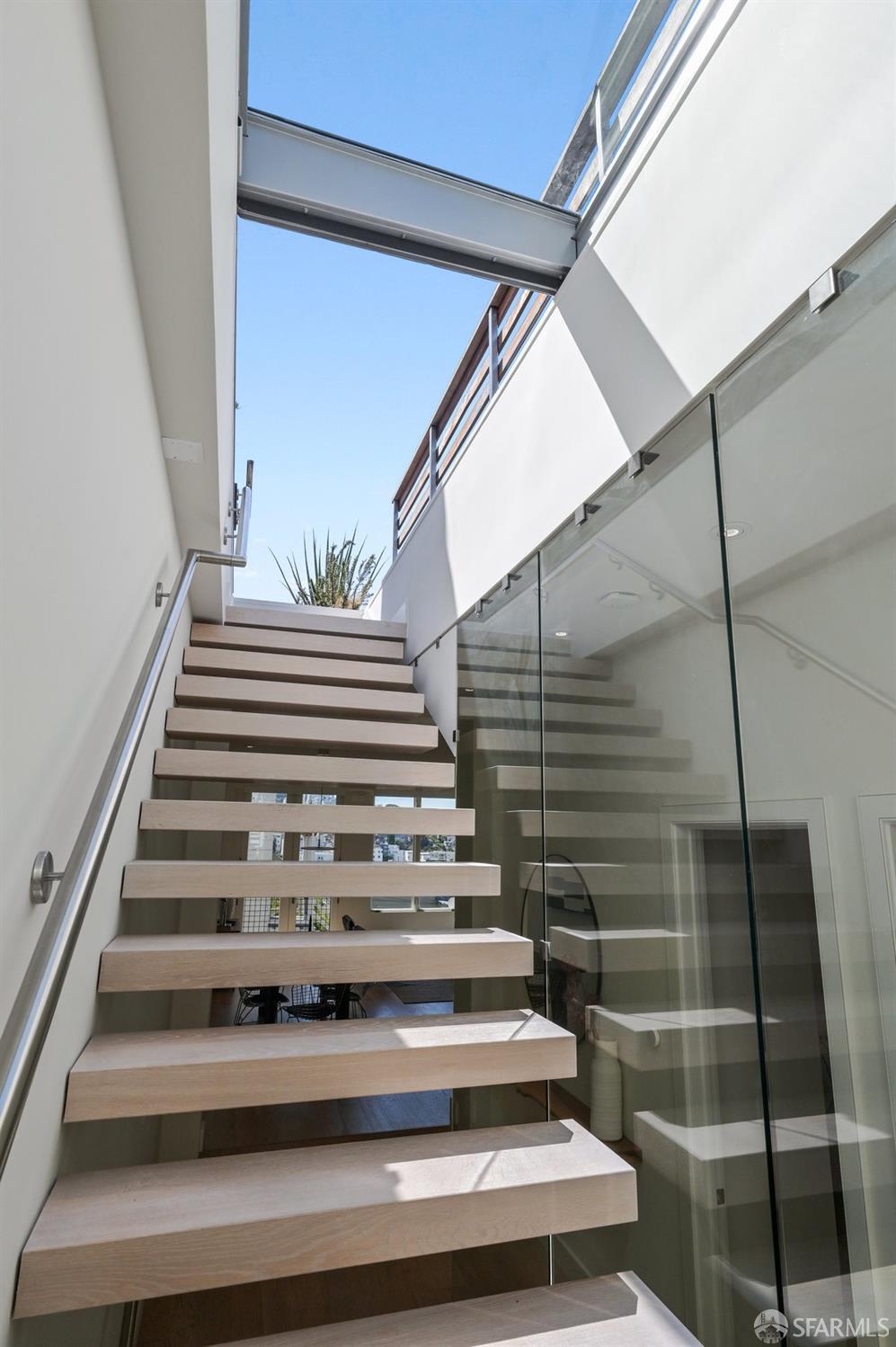 Photo #15: 423900187 Listing 