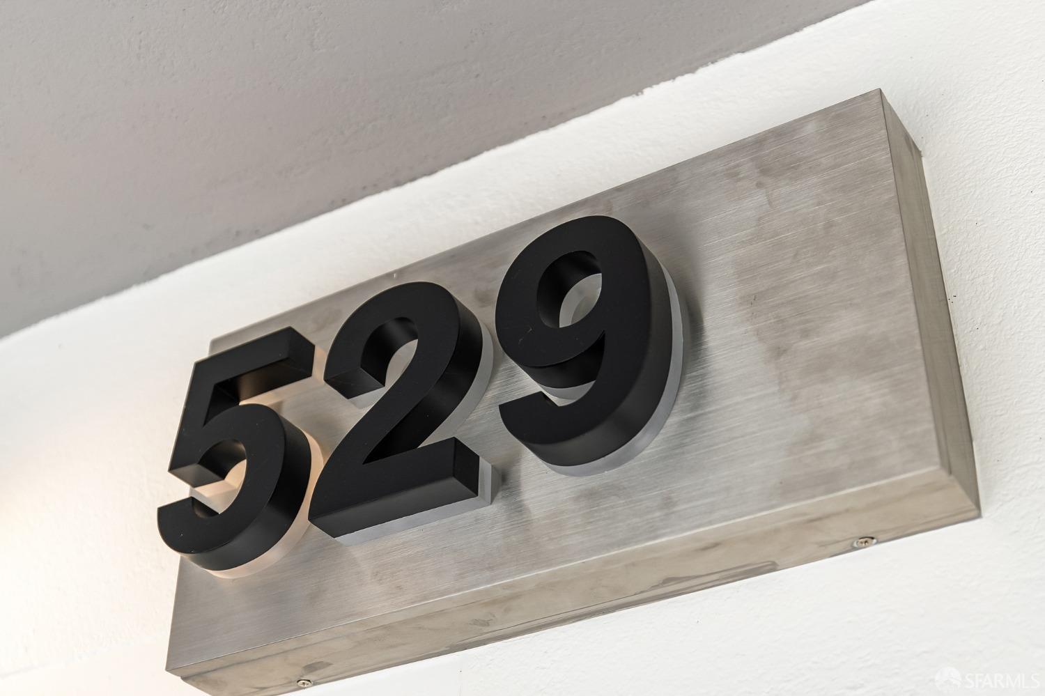 Photo #2: 423900082 Listing 