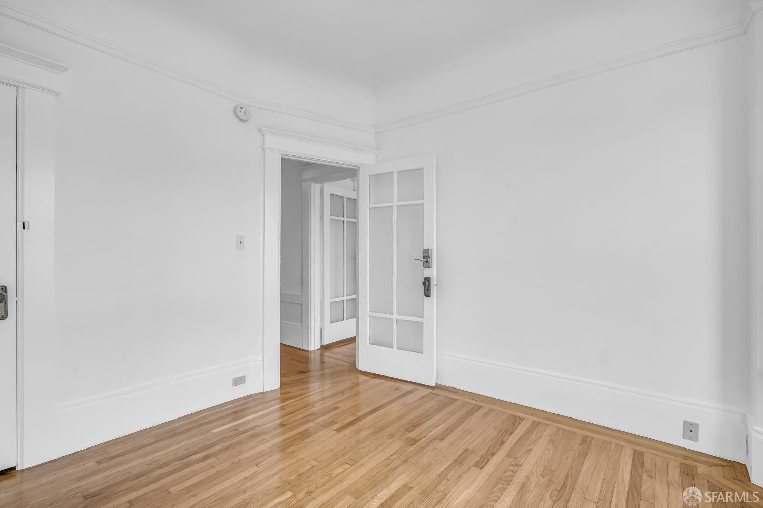 Photo #14: 423900200 Listing 