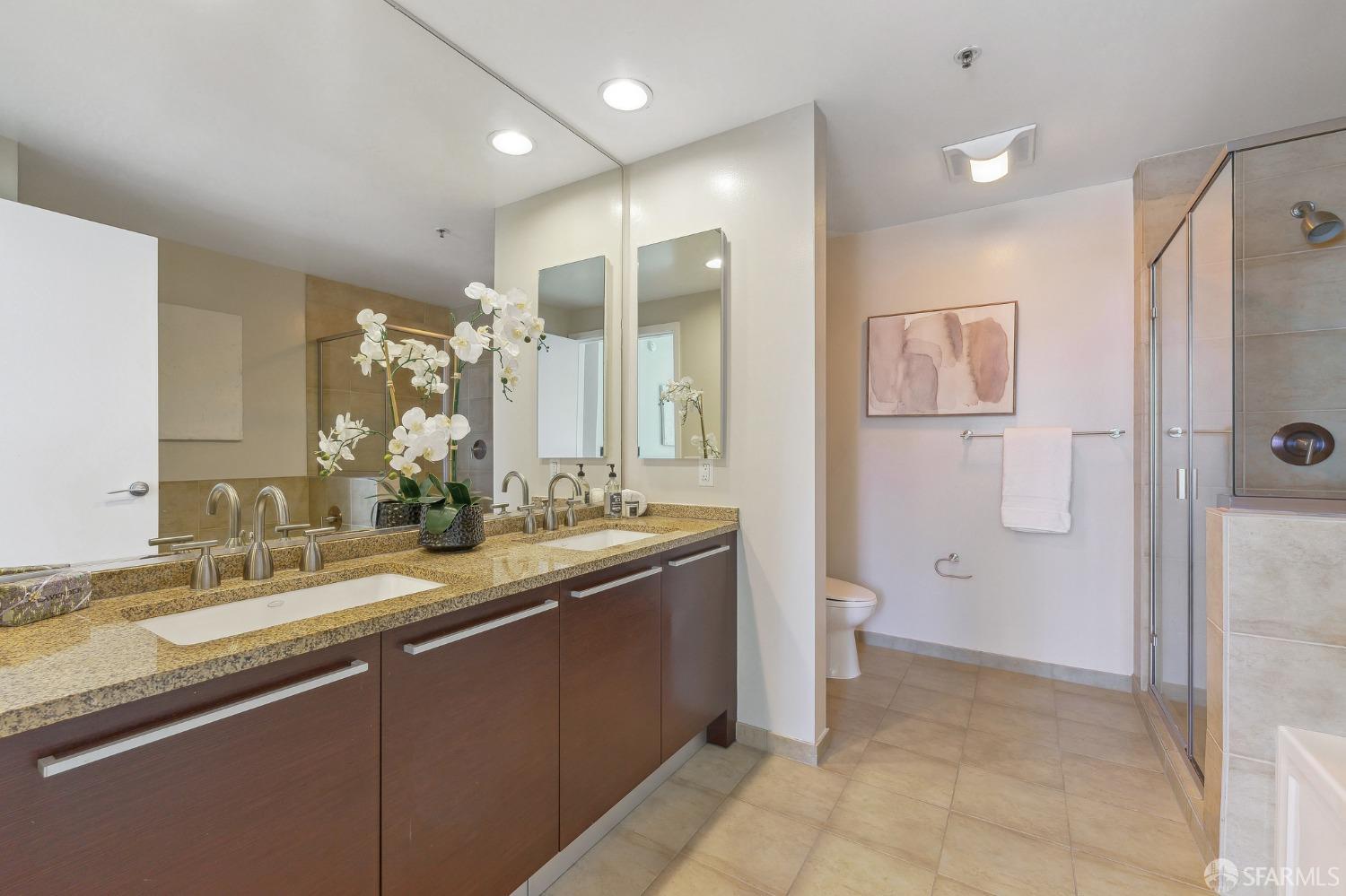 Photo #14: 423900202 Listing 