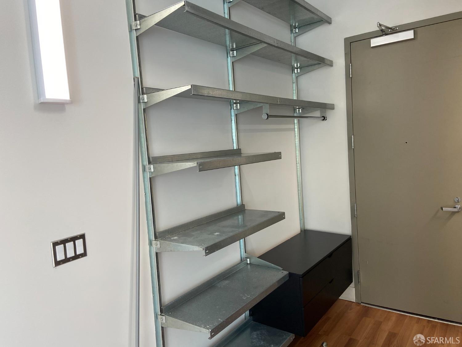 Photo #7: 423744793 Listing 