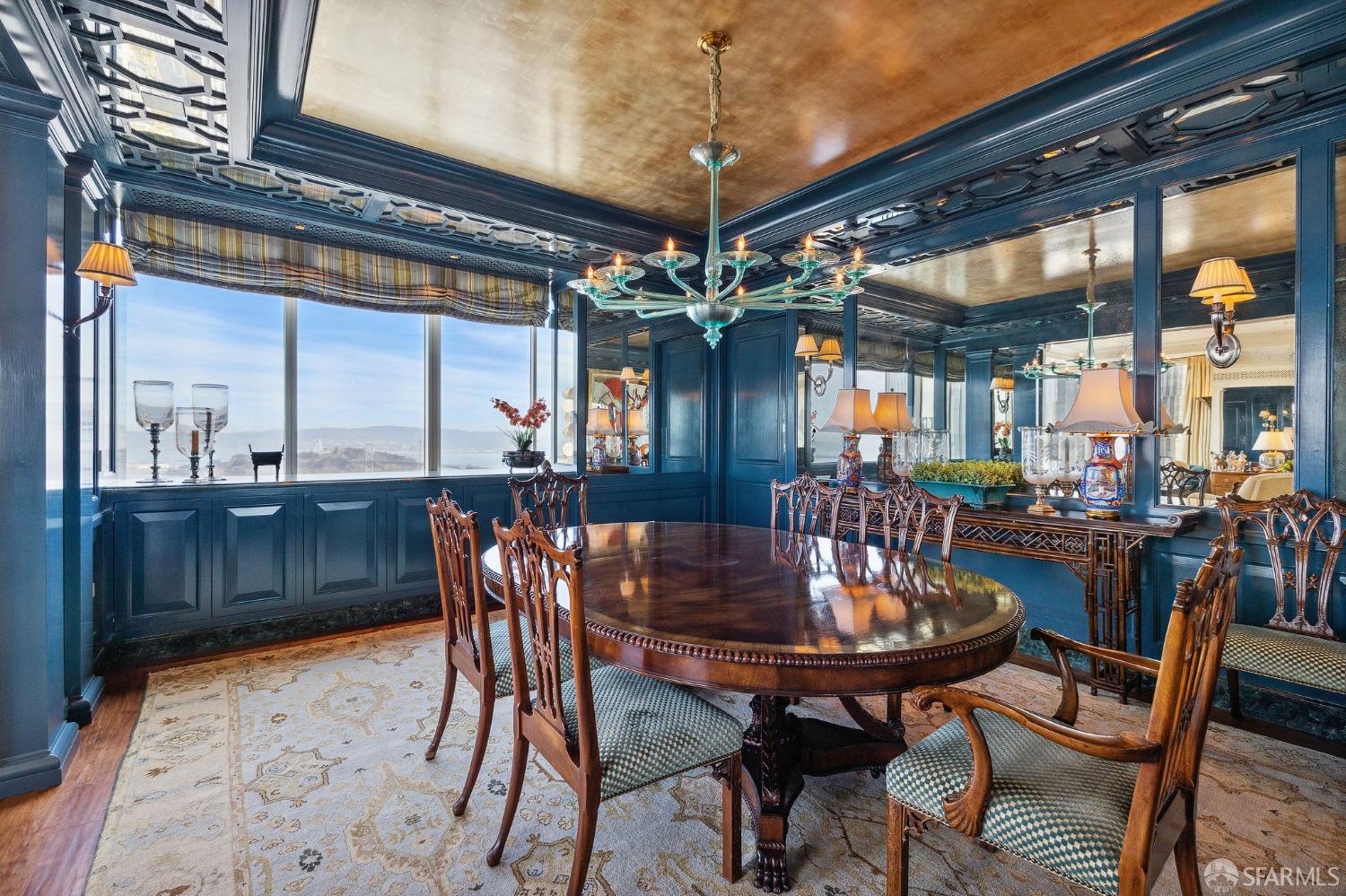 Photo #11: 423725568 Listing 