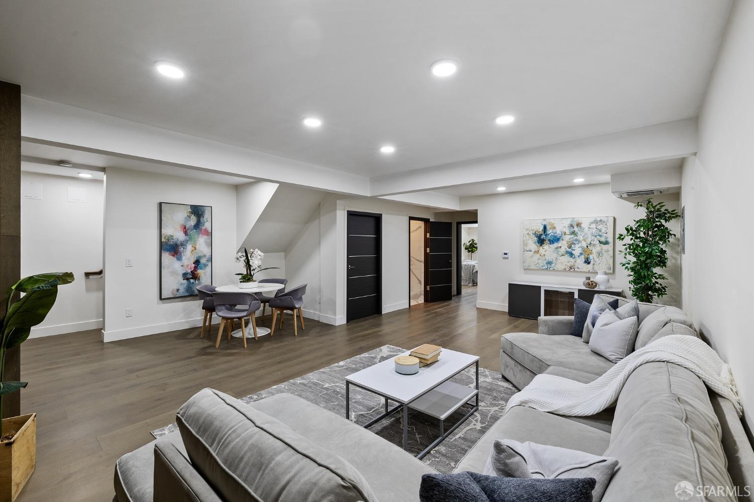 Photo #21: 423900054 Listing 