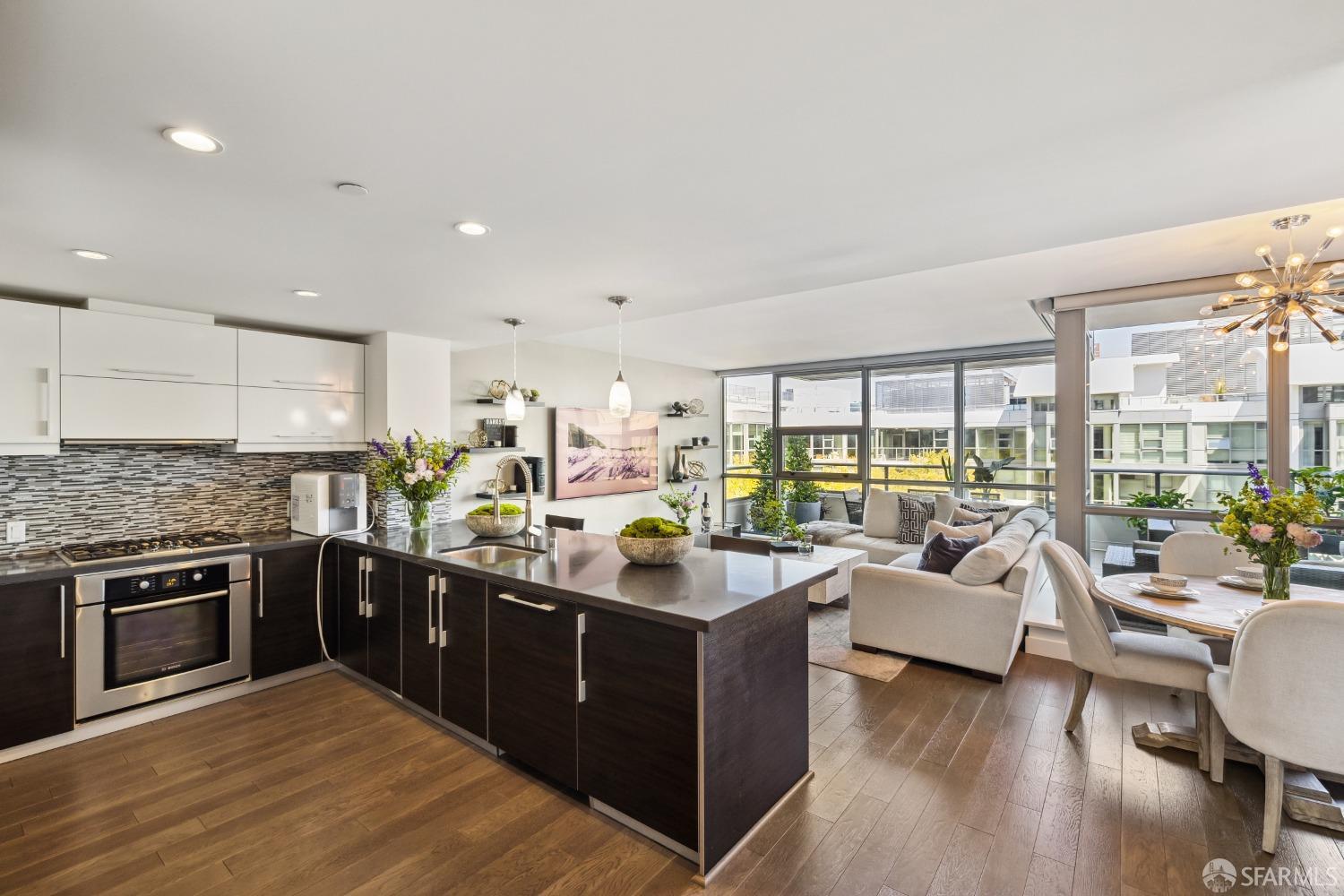 Photo #10: 423900121 Listing 