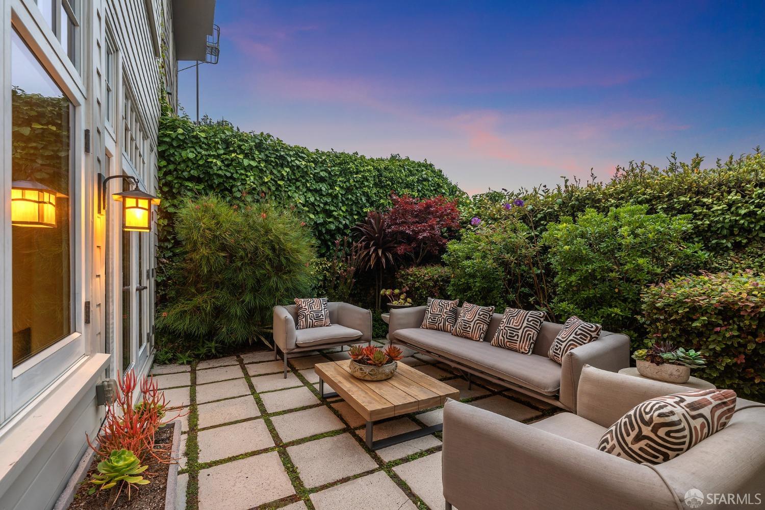 Photo #32: 423900284 Listing 