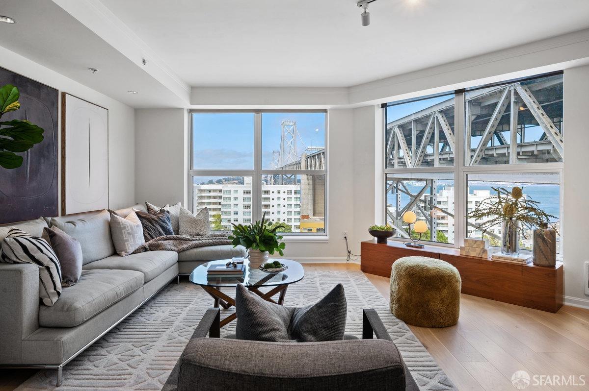 Detail Gallery Image 1 of 1 For 400 Beale St #1214,  San Francisco,  CA 94105 - 3 Beds | 2 Baths