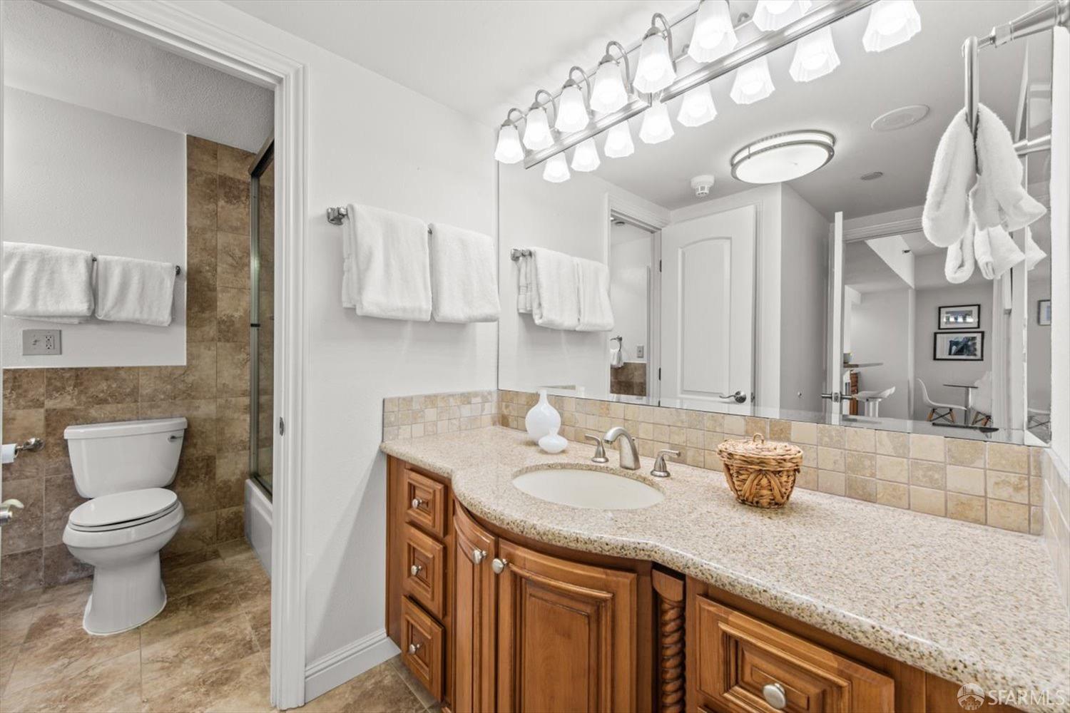 Photo #25: 423900350 Listing 