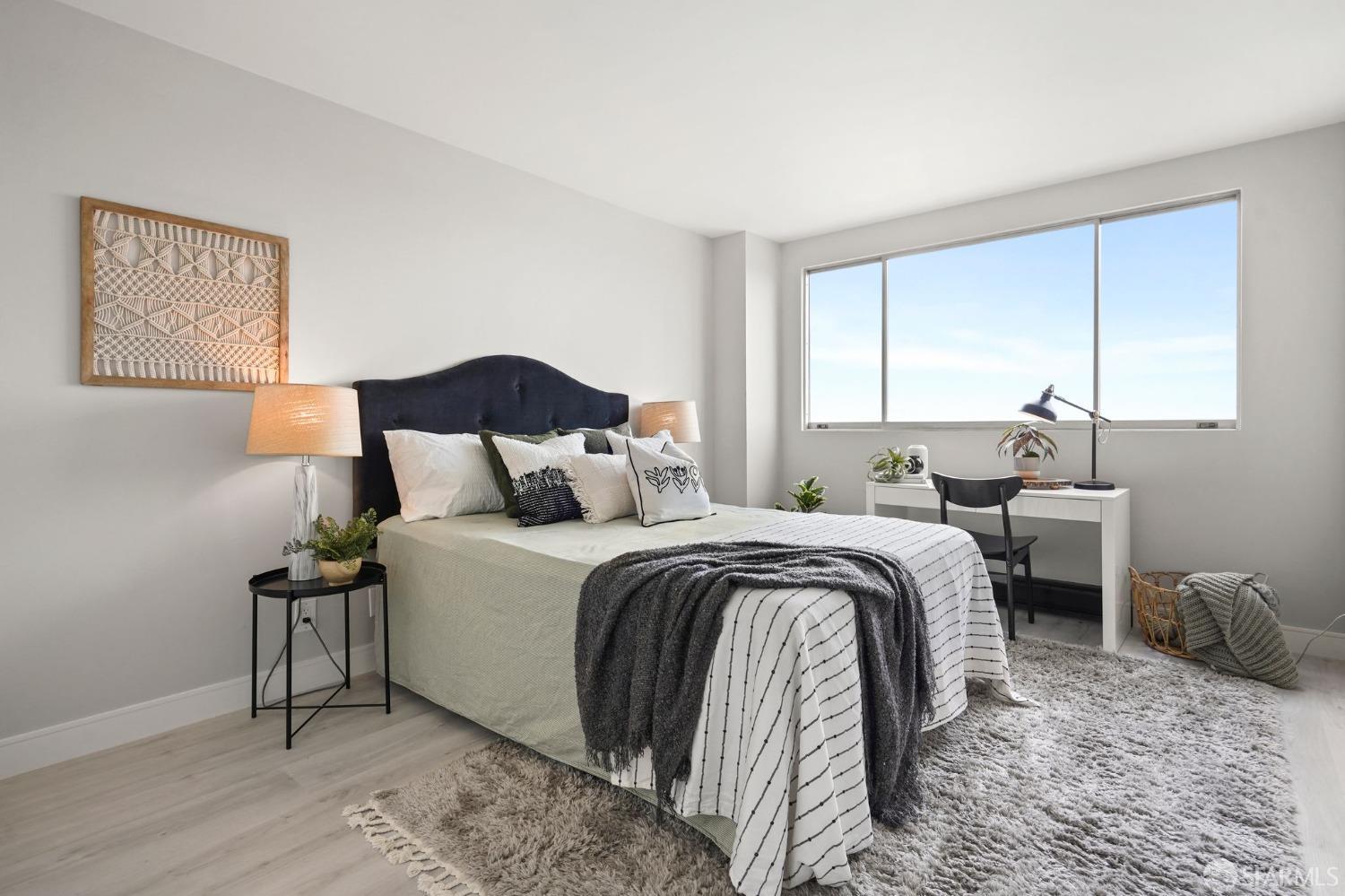 Photo #9: 423755565 Listing 
