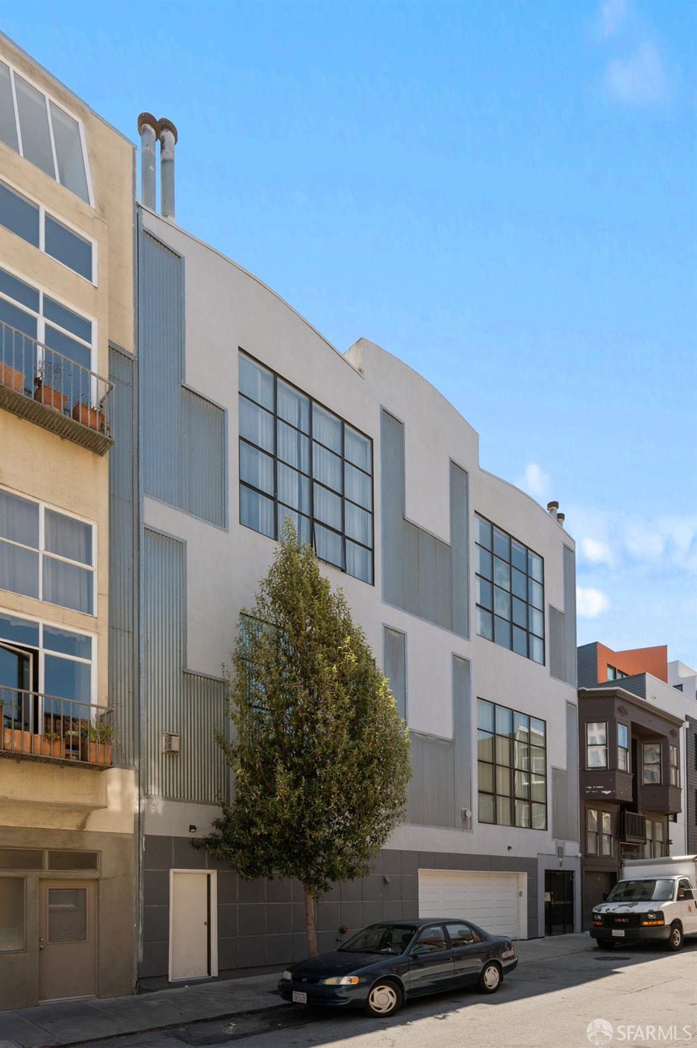 MLS: 423758343 Condo For Sale