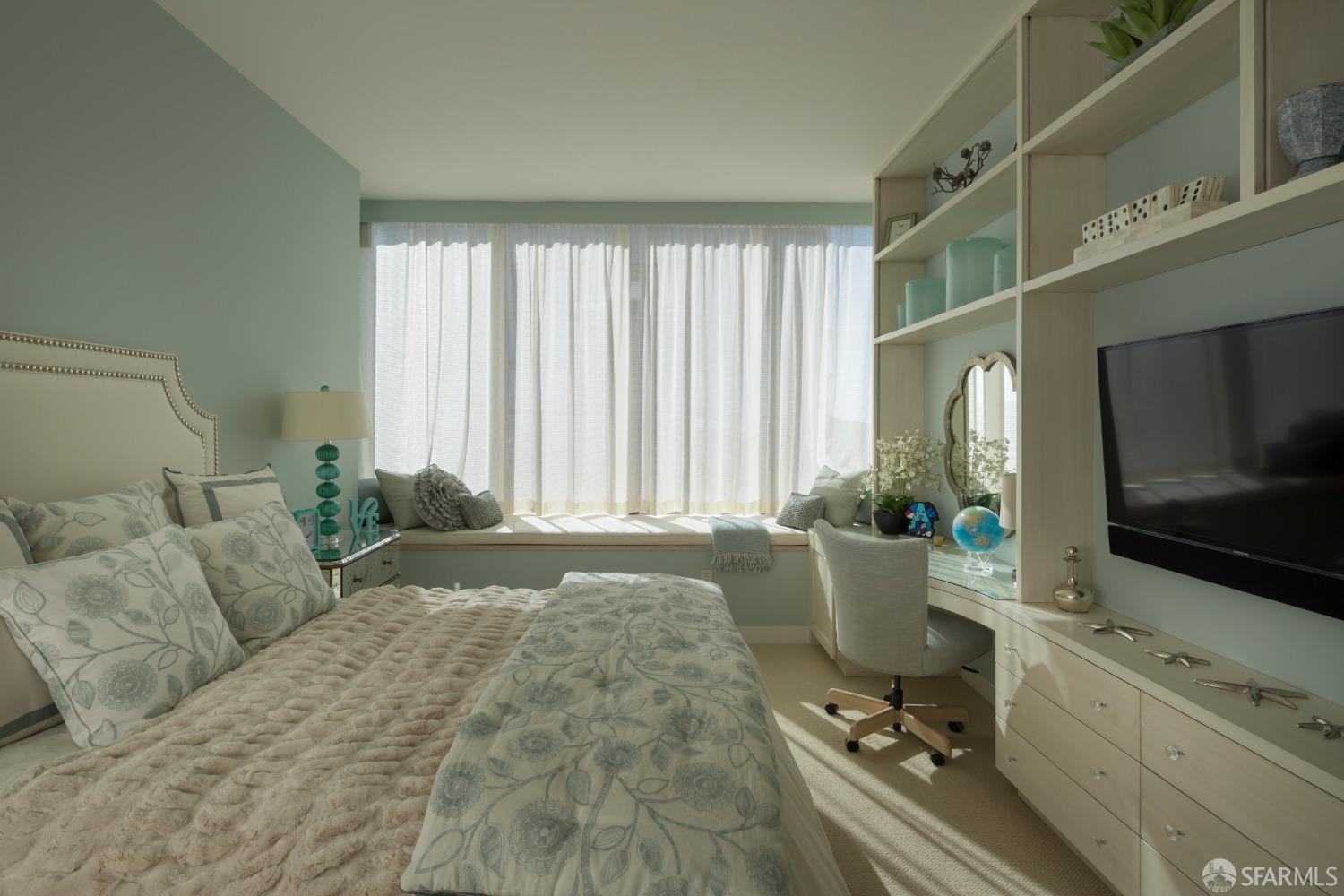Photo #24: 423738430 Listing 