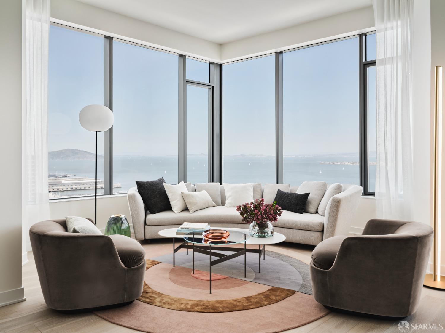 Photo #4: 423747926 Listing 