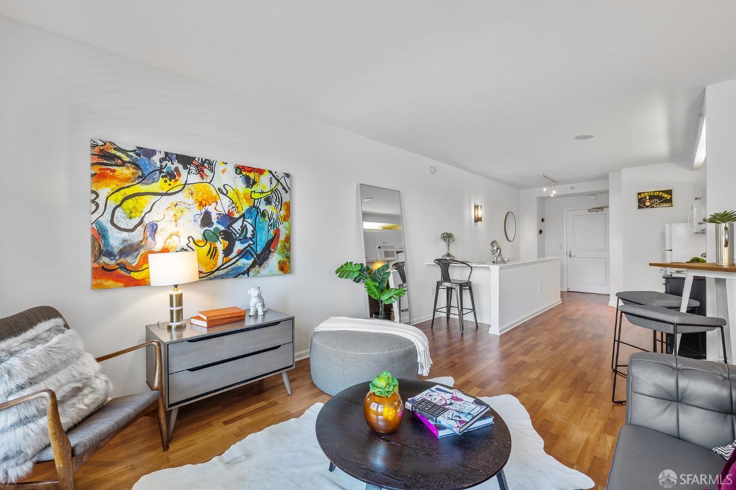 Photo #10: 423747273 Listing 
