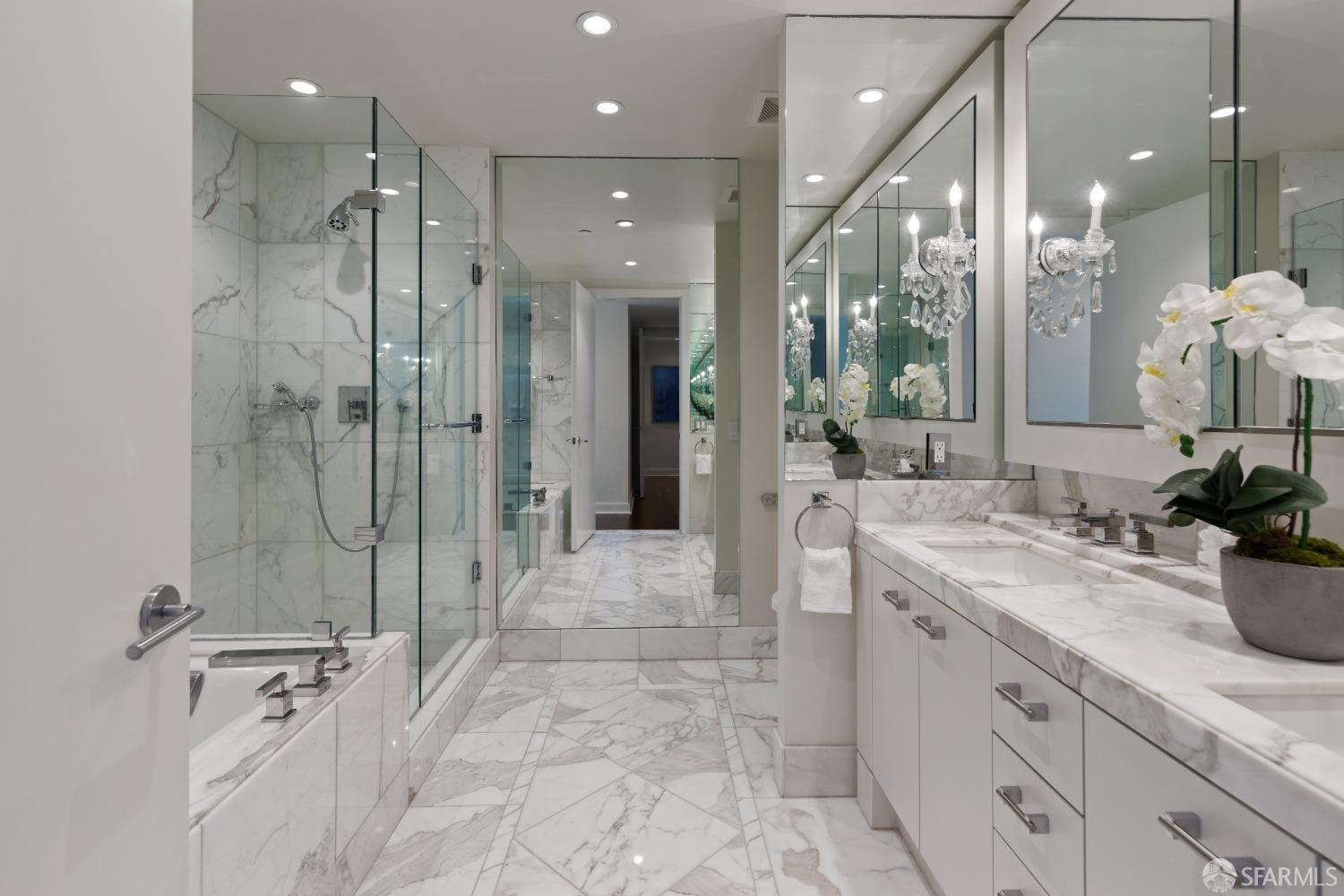Photo #14: 423724128 Listing 
