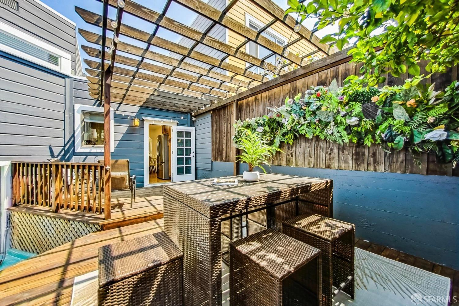 Detail Gallery Image 30 of 46 For 2 Maddux Ave, San Francisco,  CA 94124 - 4 Beds | 3 Baths