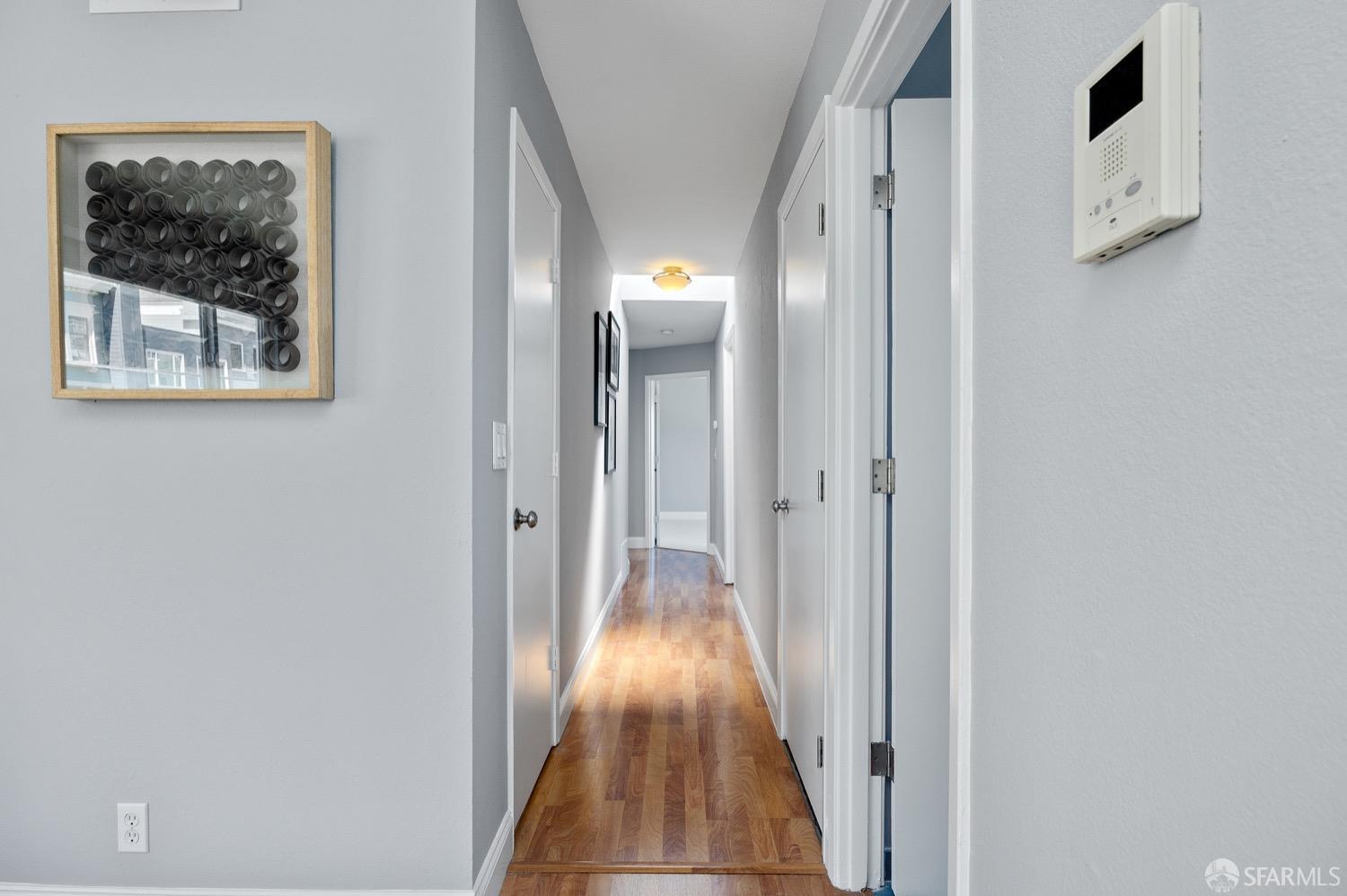 Photo #11: 423743709 Listing 