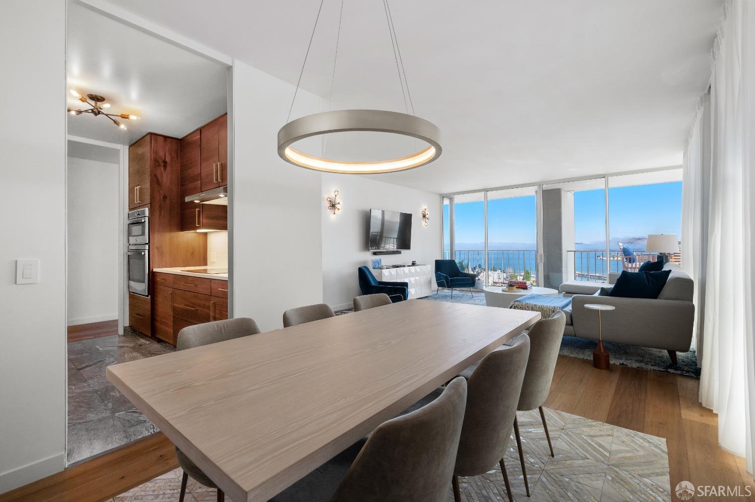 Photo #12: 423758584 Listing 