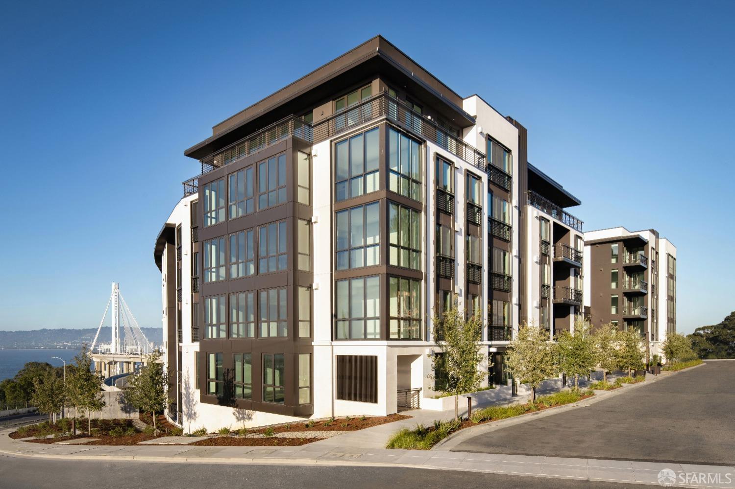 Photo #12: 423751852 Listing 