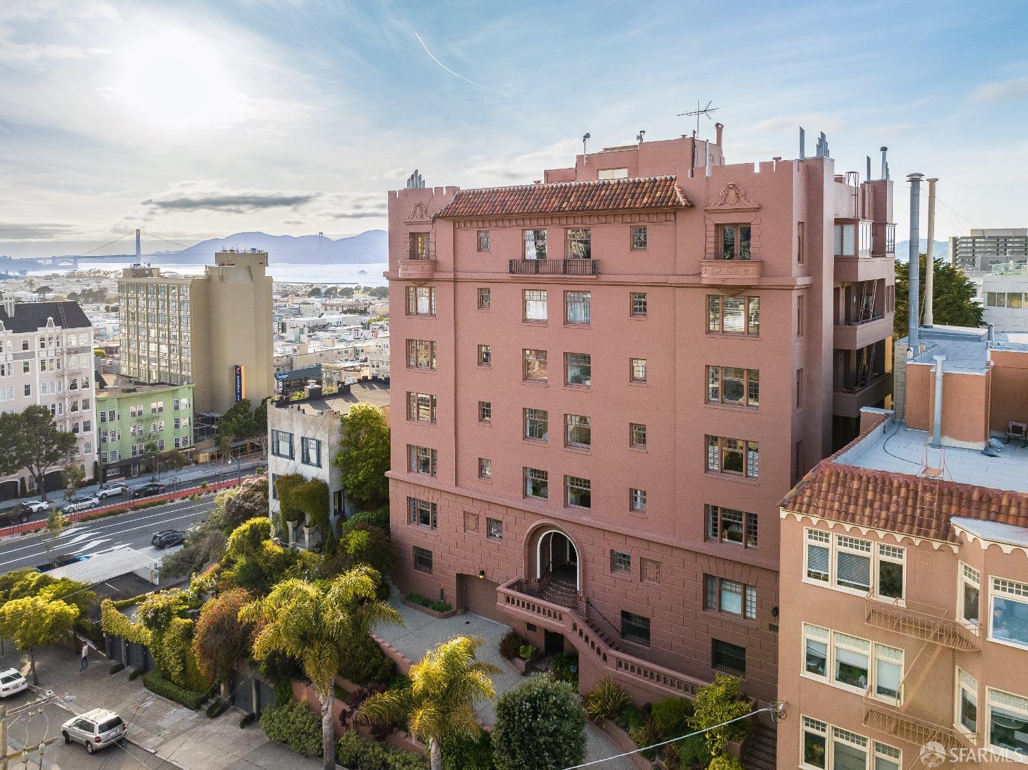 Detail Gallery Image 1 of 1 For 1450 Greenwich St #201,  San Francisco,  CA 94109 - 1 Beds | 1 Baths