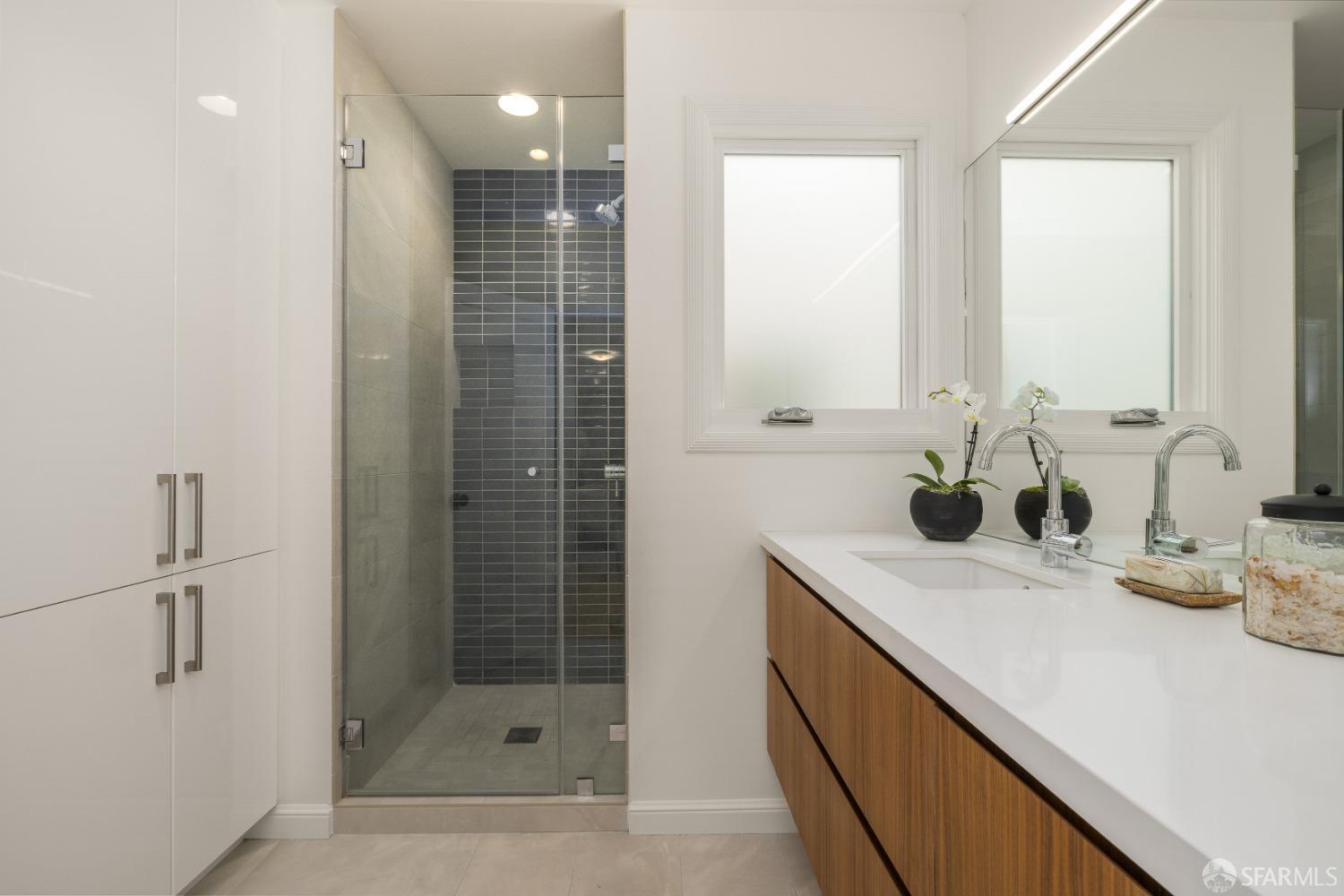 Photo #23: 423900763 Listing 