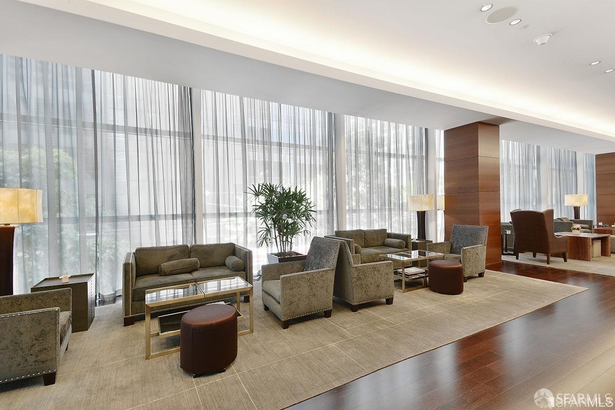 Photo #26: 423755256 Listing 
