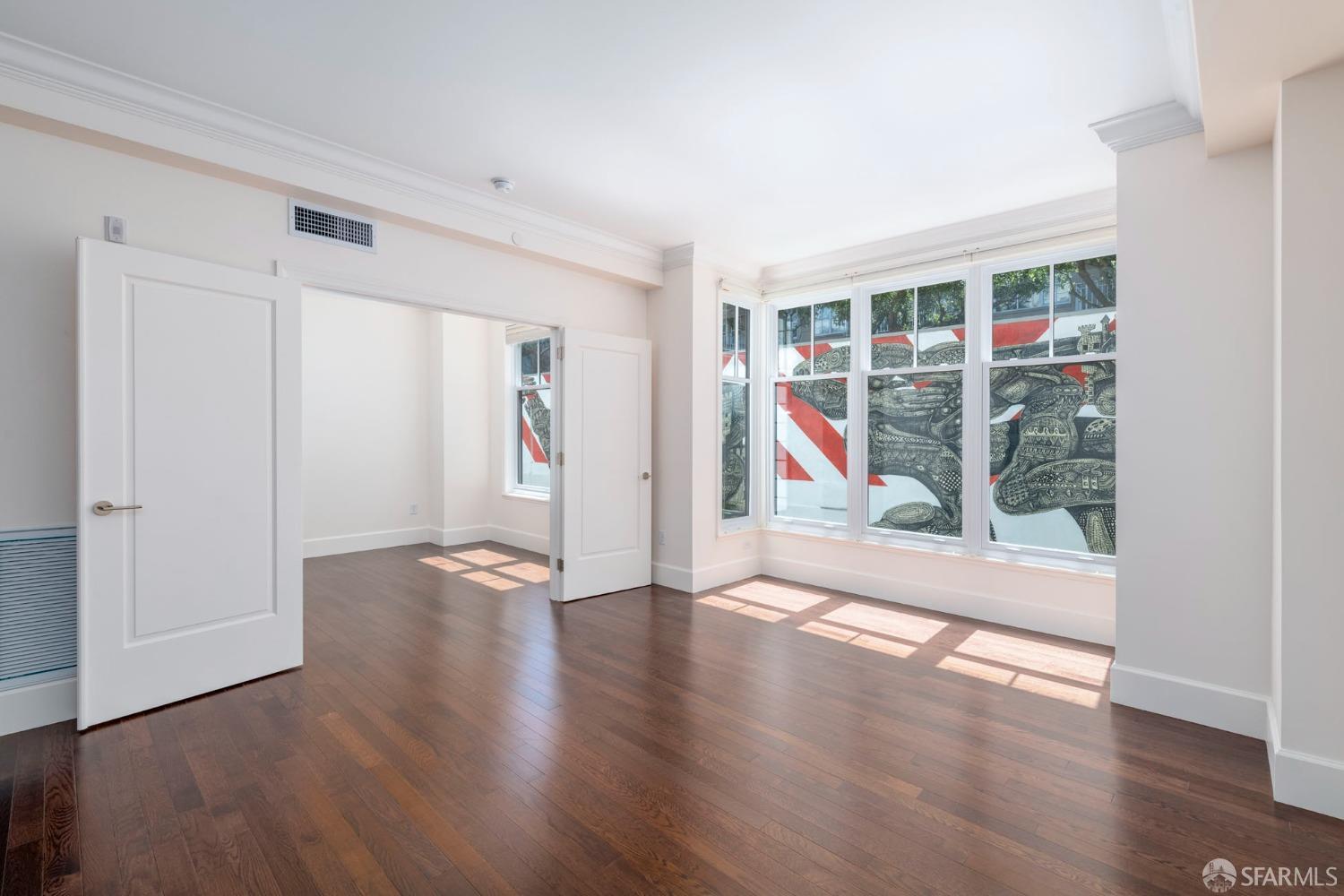 Photo #16: 423904398 Listing 