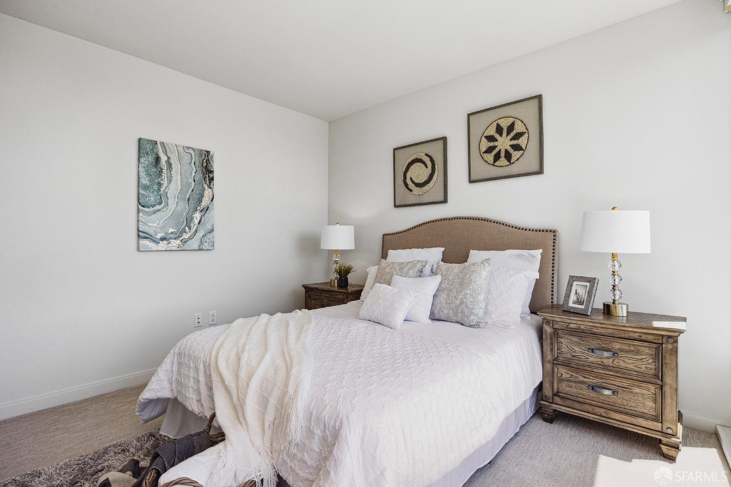 Photo #28: 423758385 Listing 