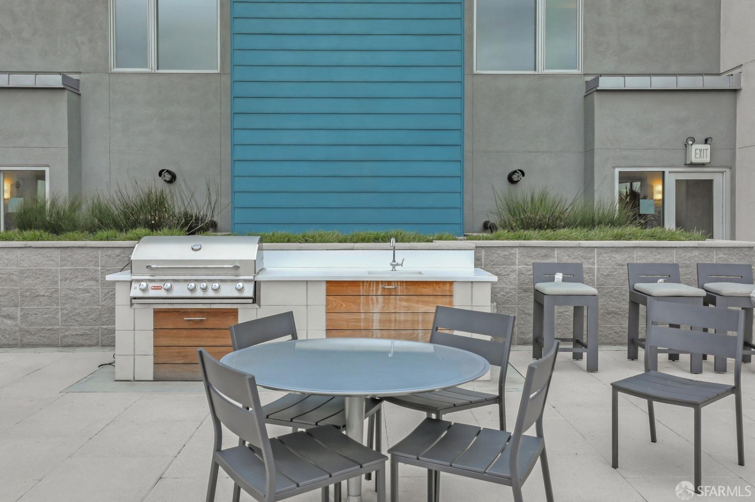 Detail Gallery Image 23 of 34 For 51 Innes Ct #207,  San Francisco,  CA 94124 - 1 Beds | 1 Baths