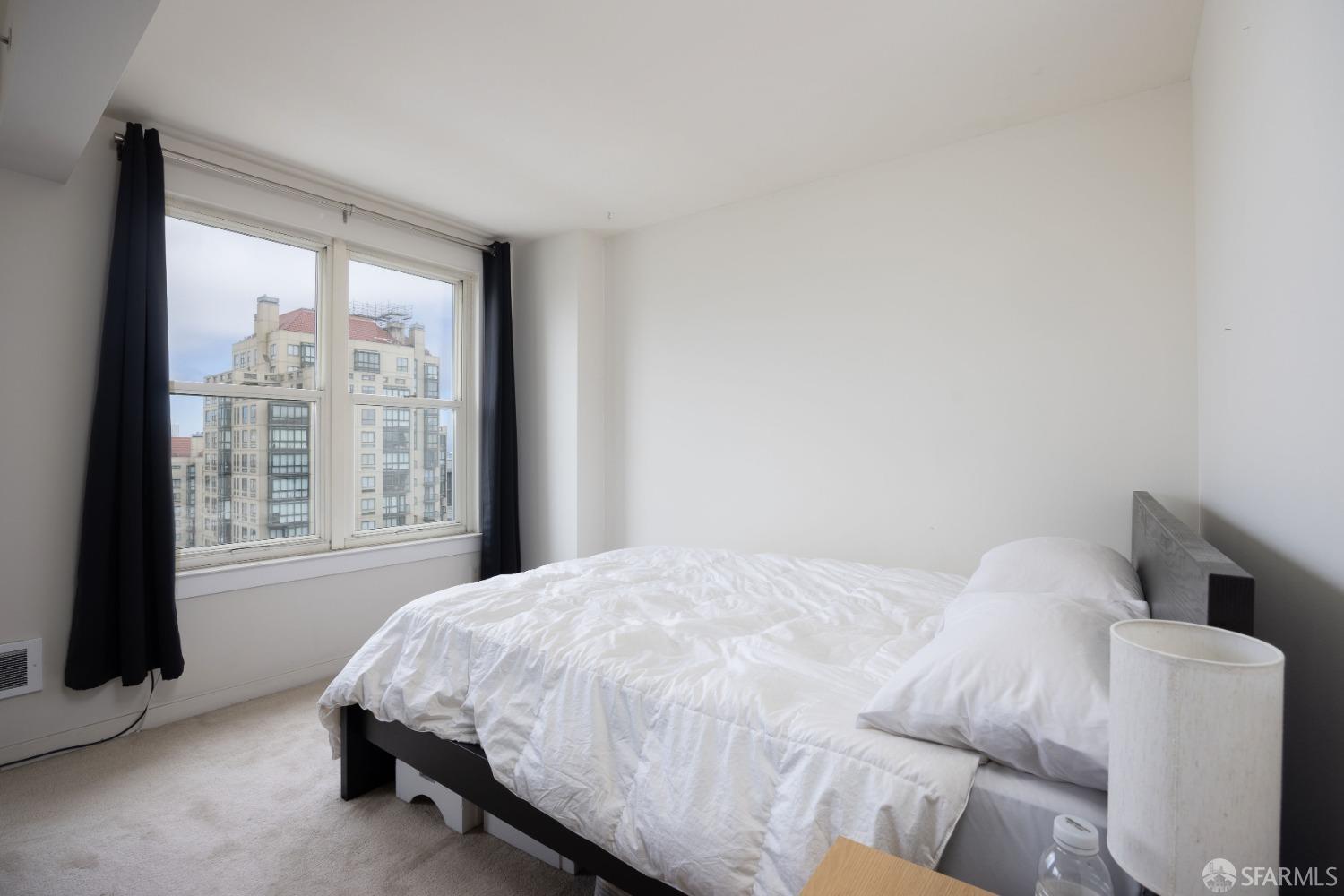 Photo #13: 423756265 Listing 