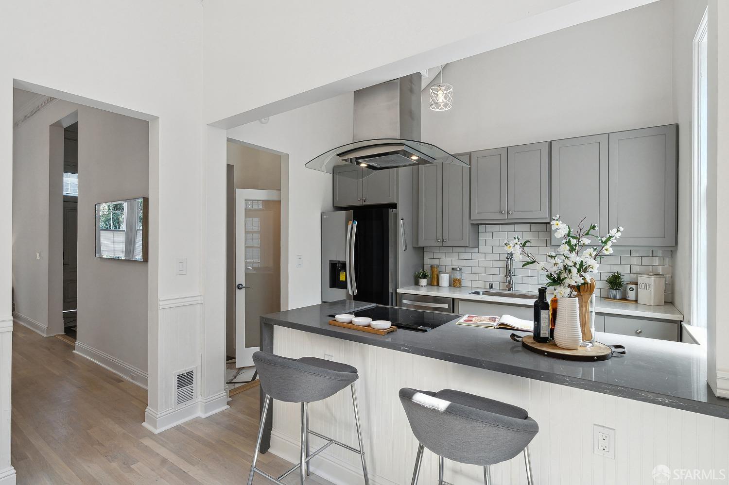 Photo #15: 423758284 Listing 