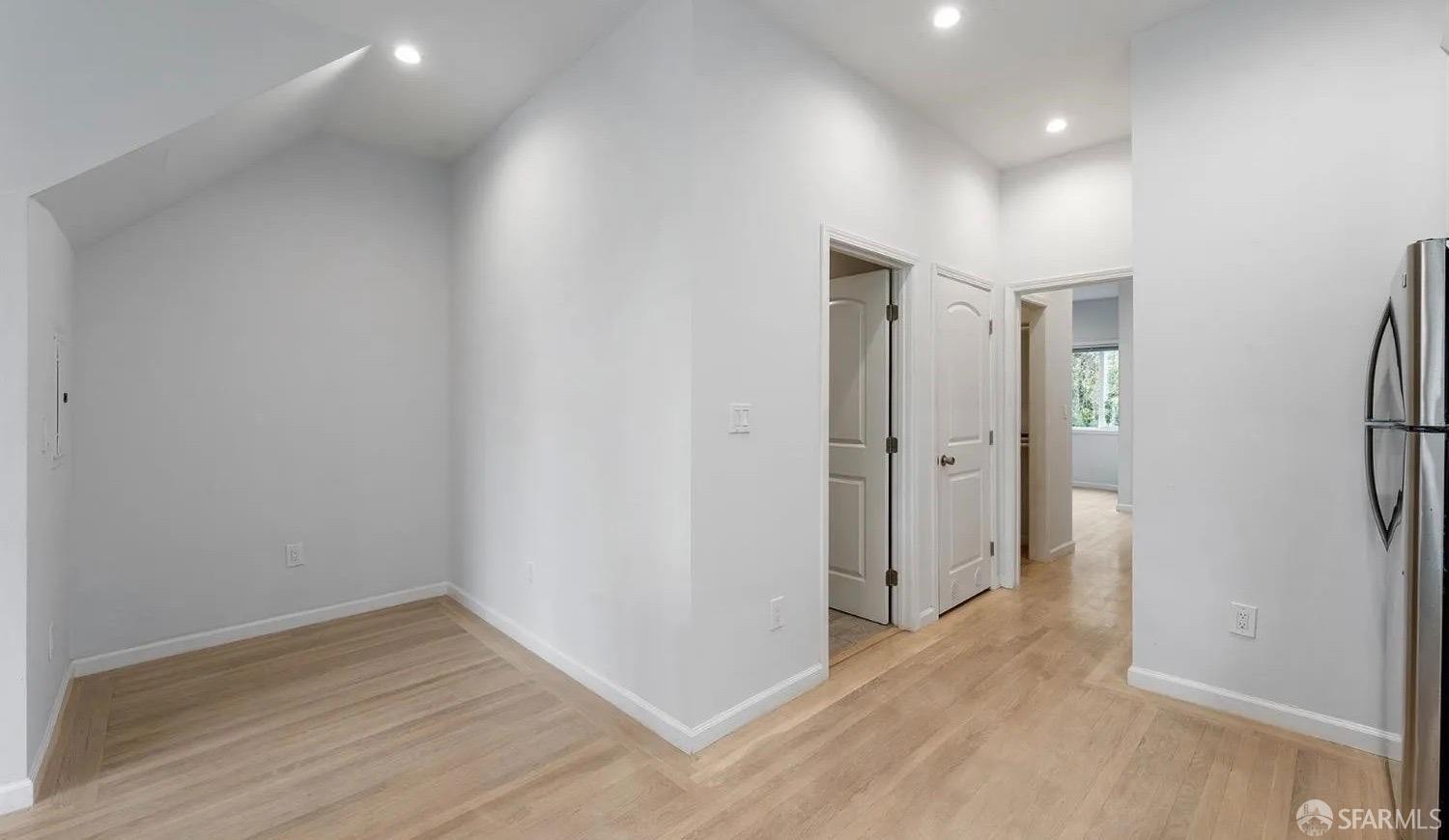 Detail Gallery Image 12 of 22 For 1742 La Salle Ave, San Francisco,  CA 94124 - – Beds | – Baths