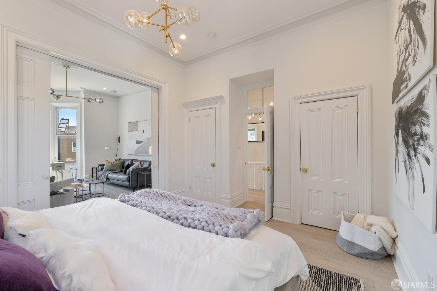 Photo #14: 423900484 Listing 