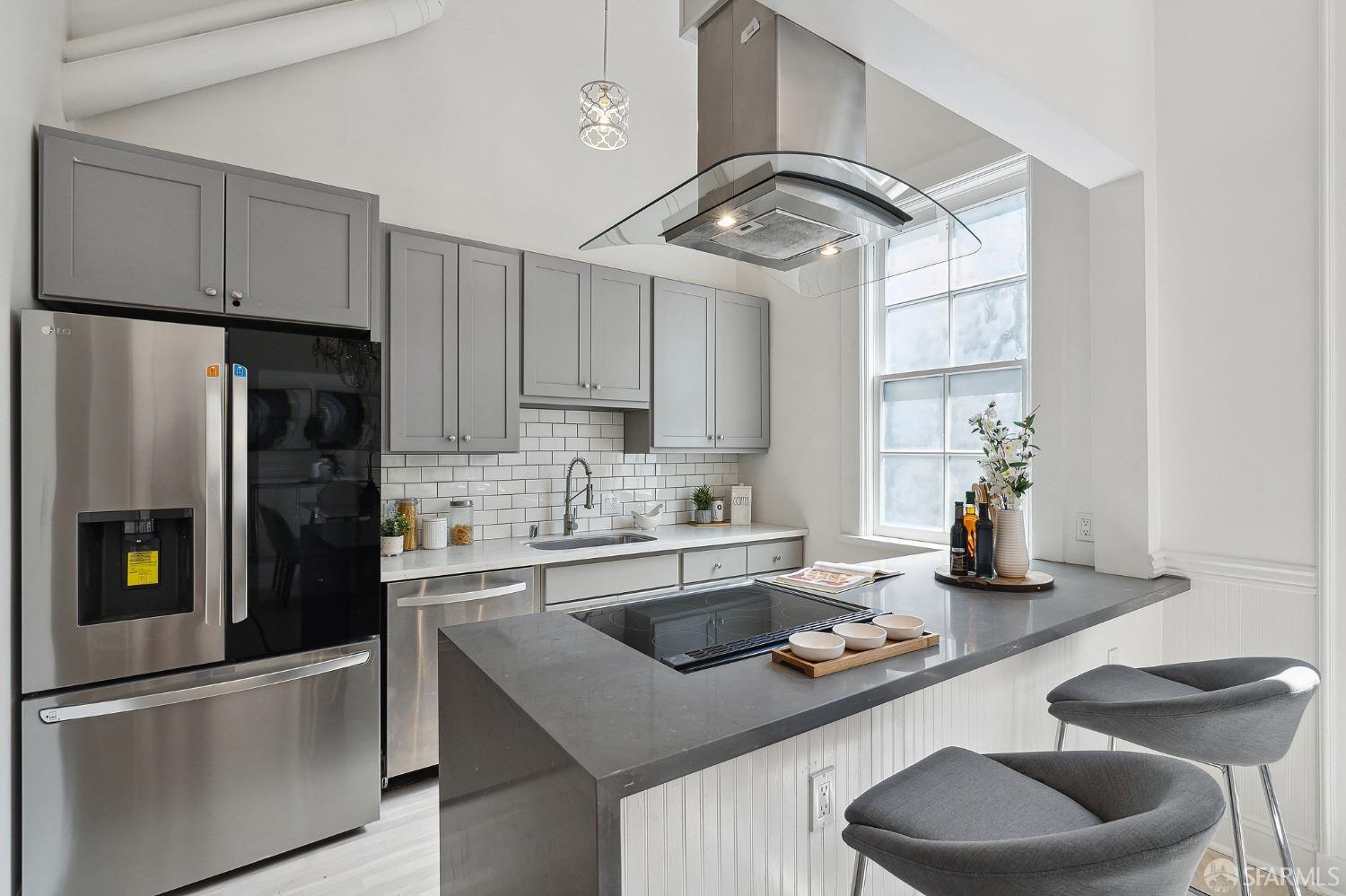 Photo #17: 423758284 Listing 