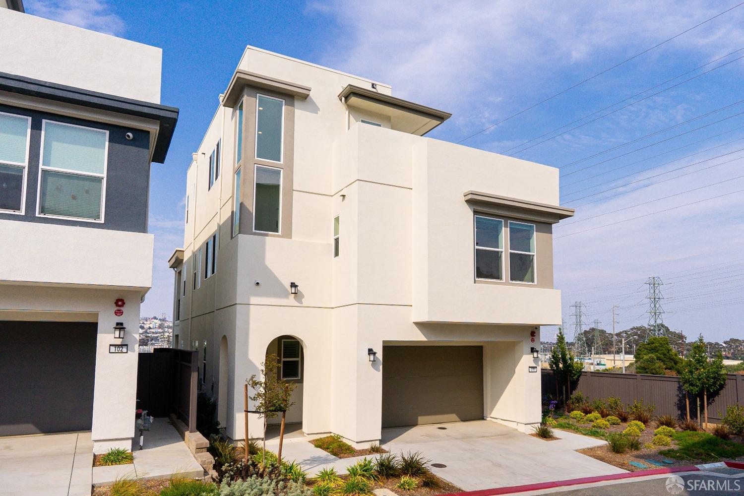 Detail Gallery Image 41 of 44 For 100 Crape Ct, Daly City,  CA 94014 - 5 Beds | 4/1 Baths