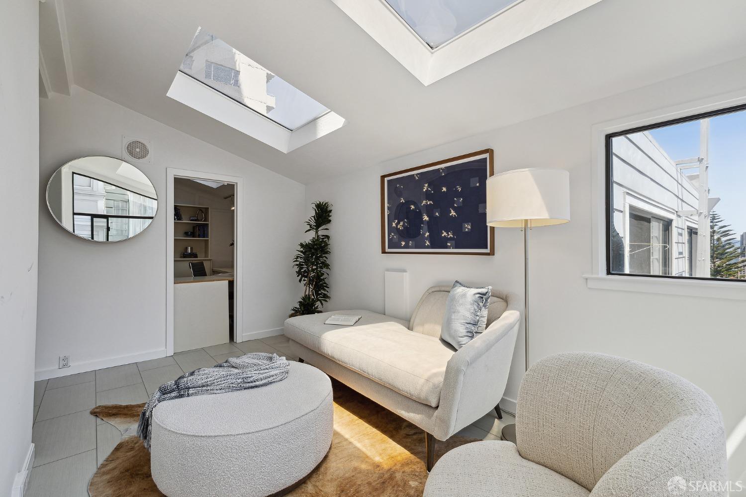 Photo #19: 423906851 Listing 
