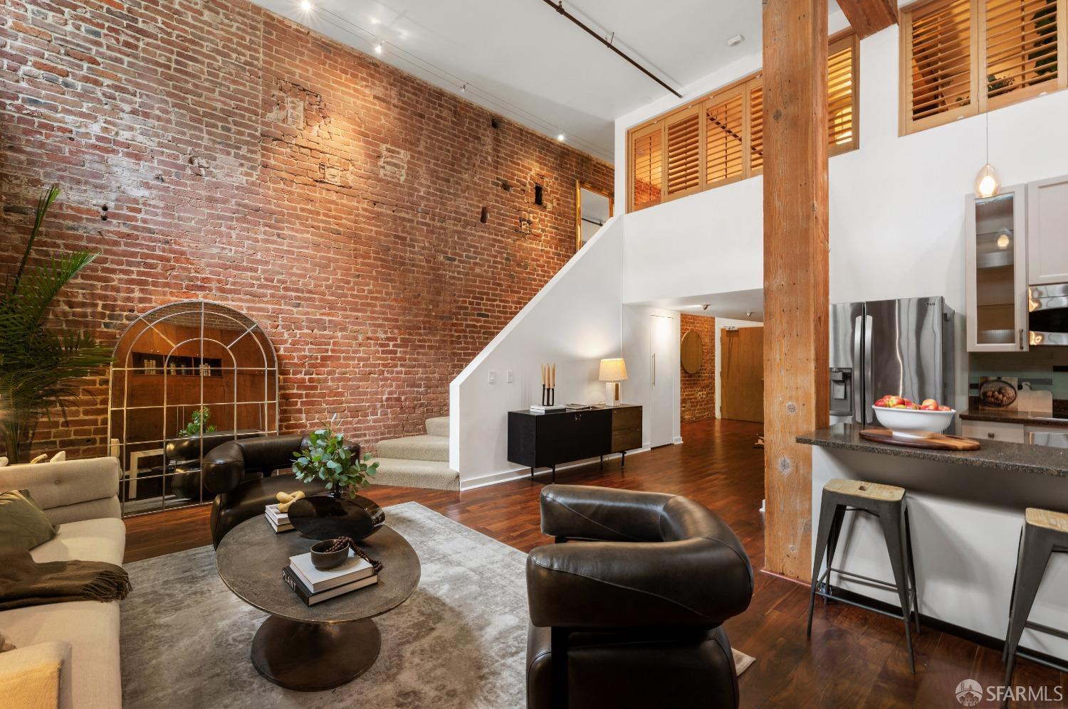 Photo #4: 423906836 Listing 