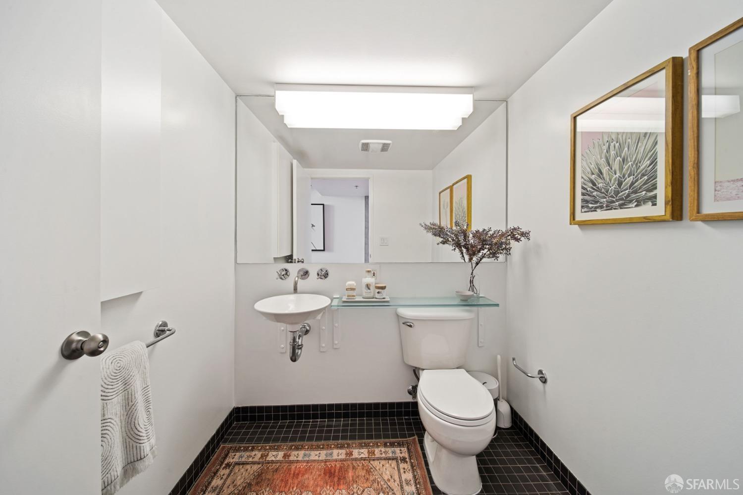 Photo #23: 423726353 Listing 