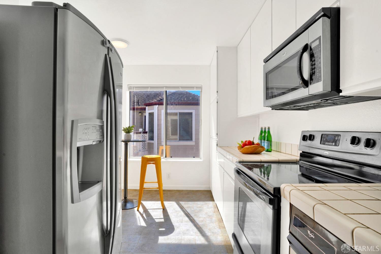 Detail Gallery Image 25 of 58 For 481 Pointe Pacific #9,  Daly City,  CA 94014 - 2 Beds | 2 Baths