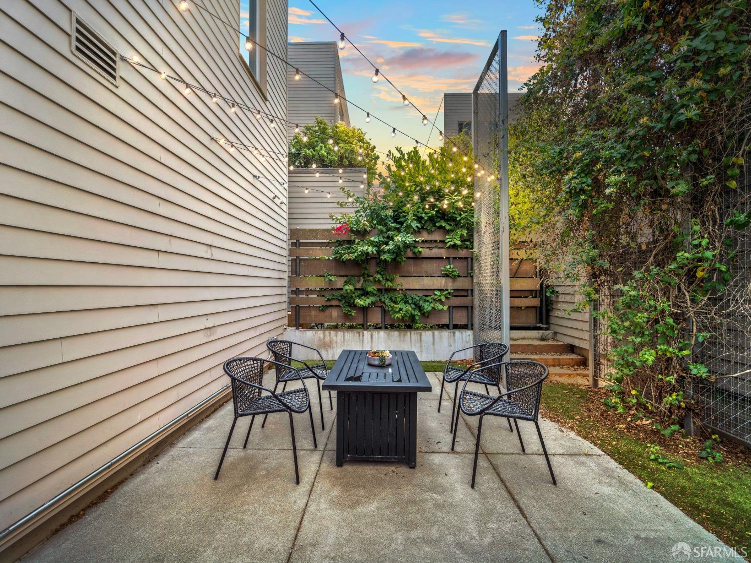 Detail Gallery Image 30 of 46 For 136 Avocet Way, San Francisco,  CA 94124 - 2 Beds | 2 Baths