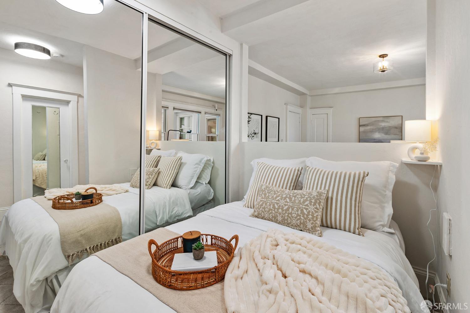 Photo #6: 423907038 Listing 