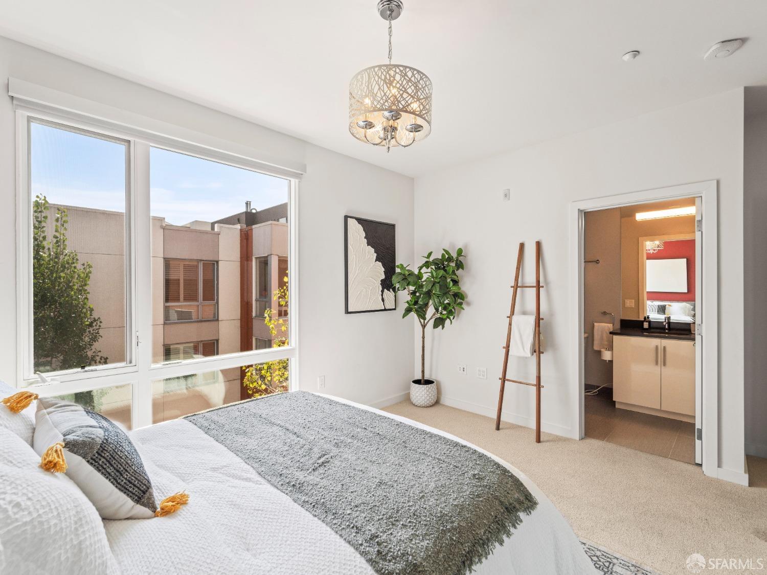 Detail Gallery Image 21 of 46 For 136 Avocet Way, San Francisco,  CA 94124 - 2 Beds | 2 Baths