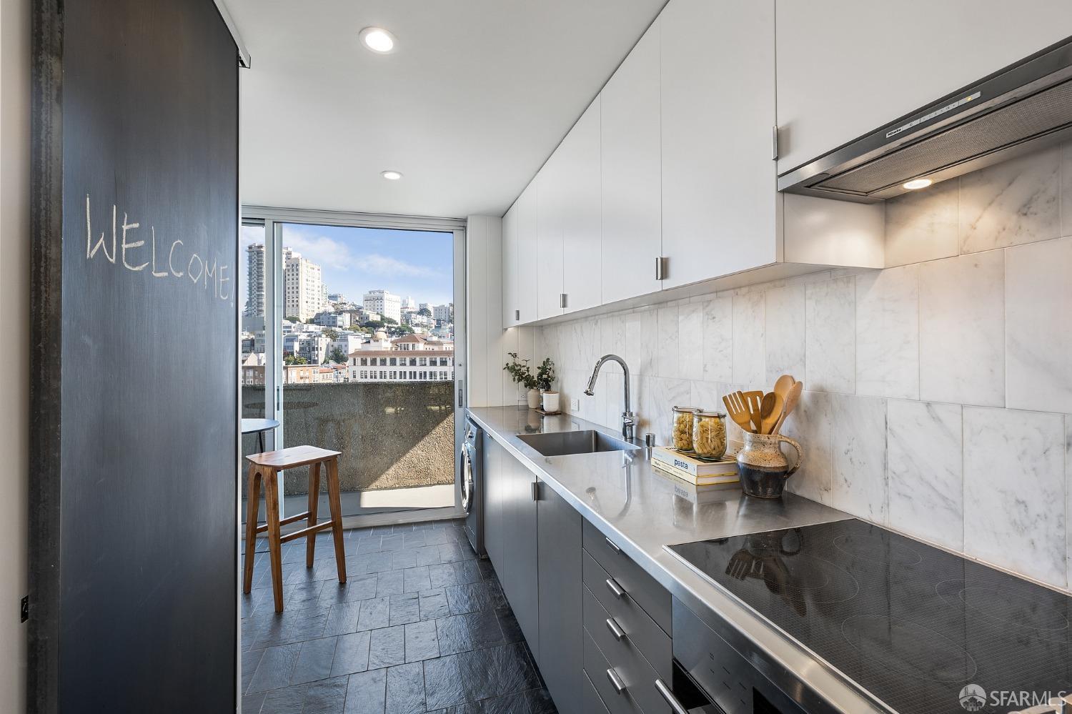 Photo #23: 423907517 Listing 