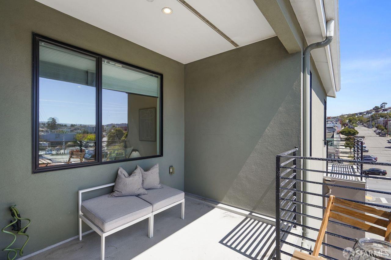 Detail Gallery Image 40 of 42 For 4132 3rd St #5,  San Francisco,  CA 94124 - 2 Beds | 2 Baths