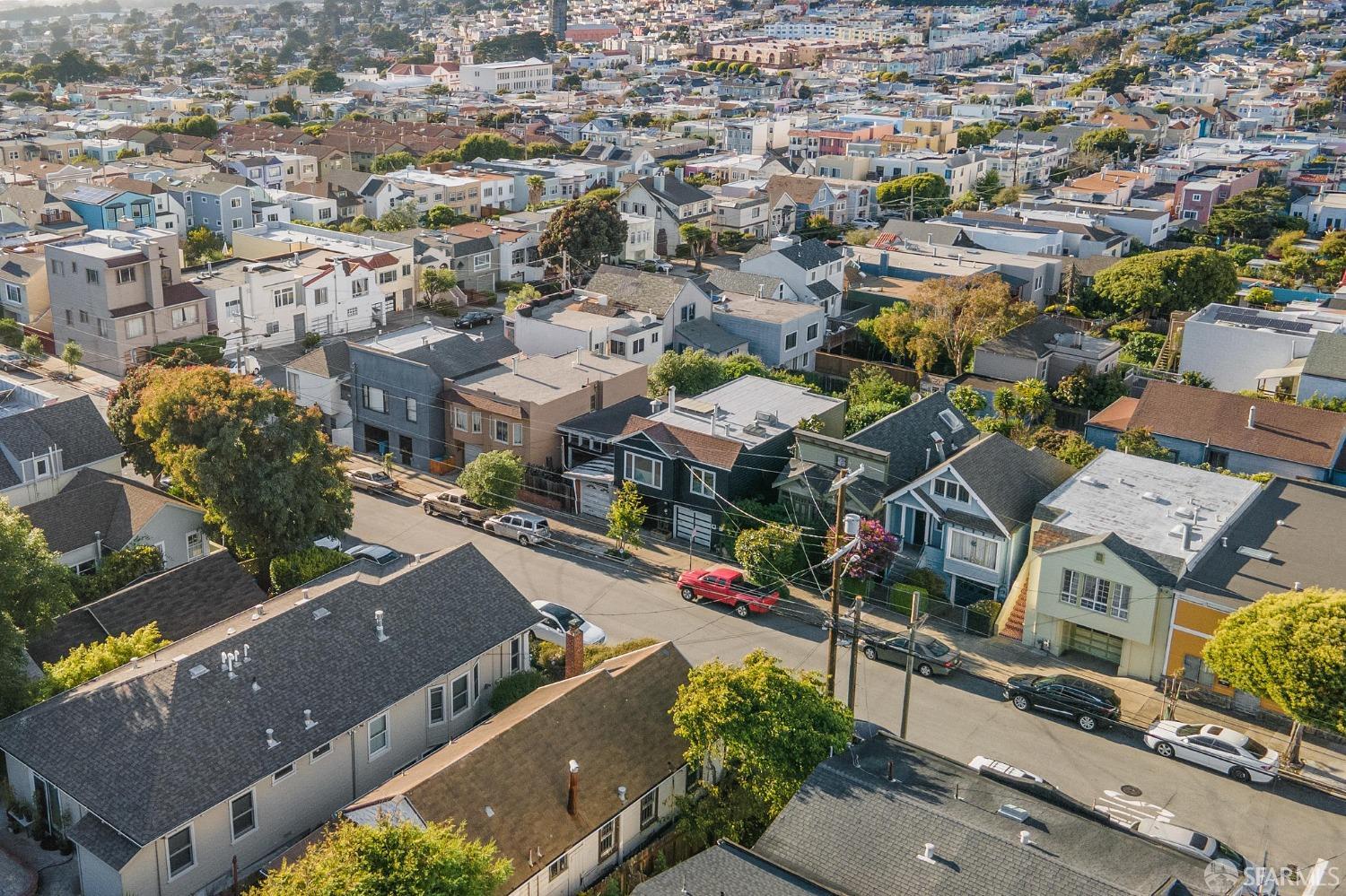 424 Grafton Ave, San Francisco, CA 94112 4 Beds 2 Baths (Expired